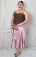 Falda midi rosa satinada