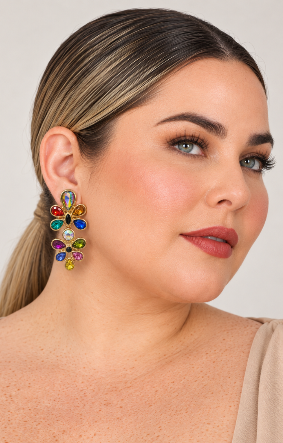 Aretes chandelier con cristales multicolor