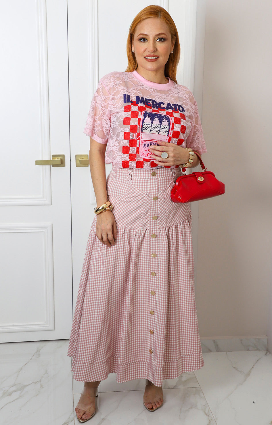 Blusa rosa de encaje con estampado