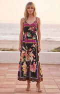 Vestido con estampado floral geométrico