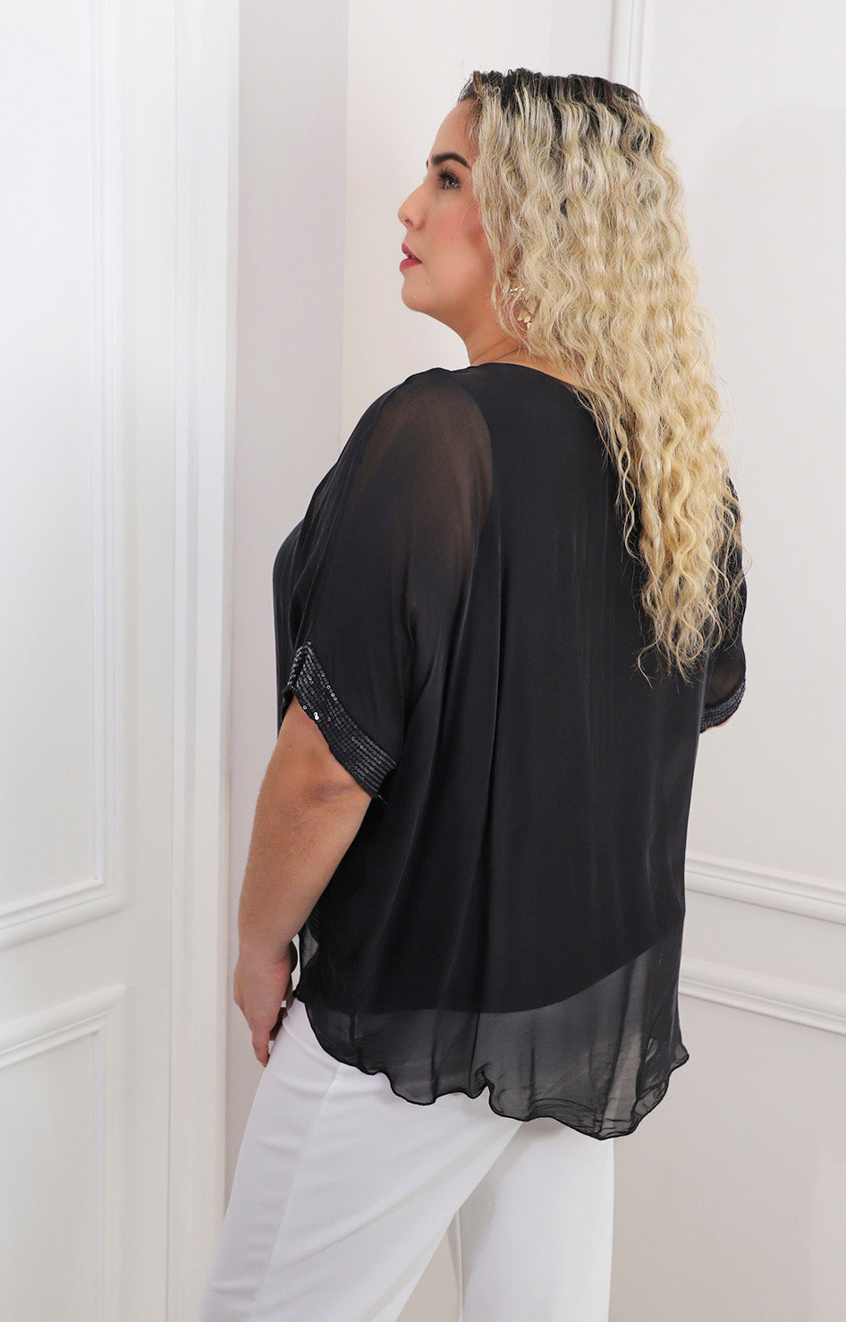 Blusa de seda de manga corta