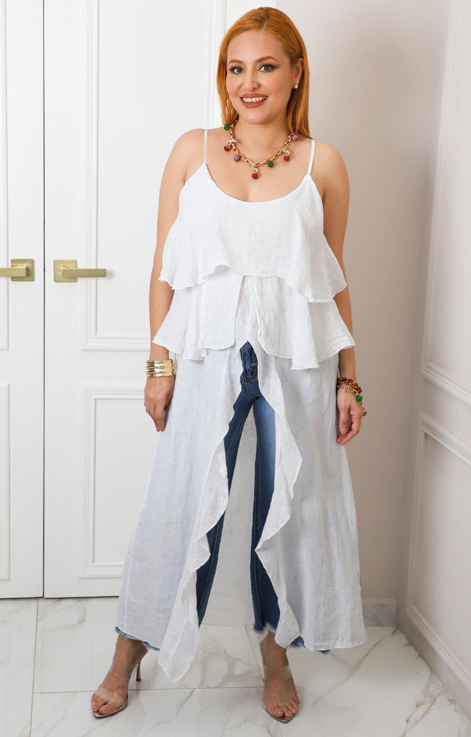 Blusa blanca larga de capas