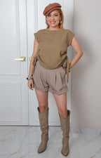Blusa con lazos laterales