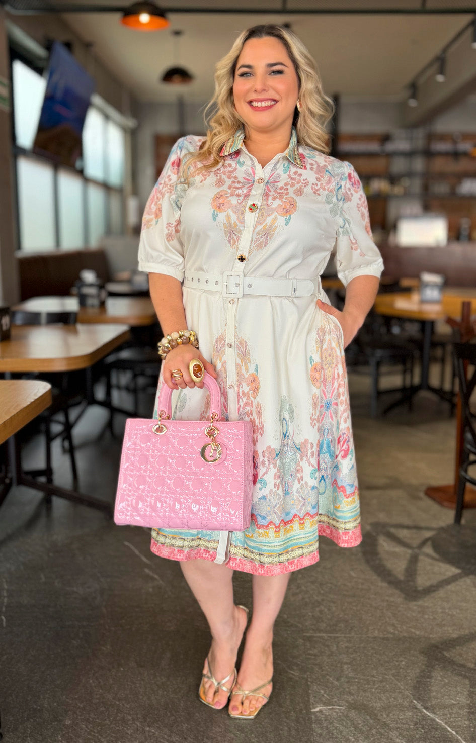 Vestido con estampado floral y cinturón - VESTIDO CORTO CURVY Boutiquemirel 