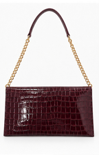 Bolso clutch acolchado con cadena