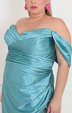 Vestido menta satinado con apertura - VESTIDO LARGO CURVY Boutiquemirel 