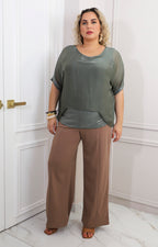Blusa de seda de manga corta