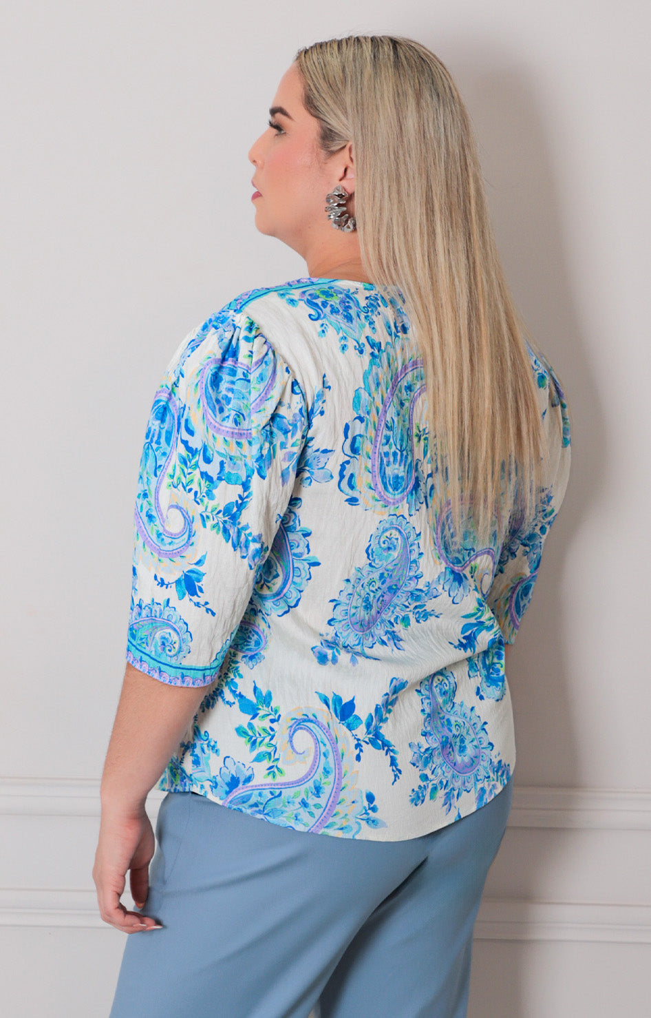 Blusa azul estampado - BLUSAS CURVY Boutiquemirel 