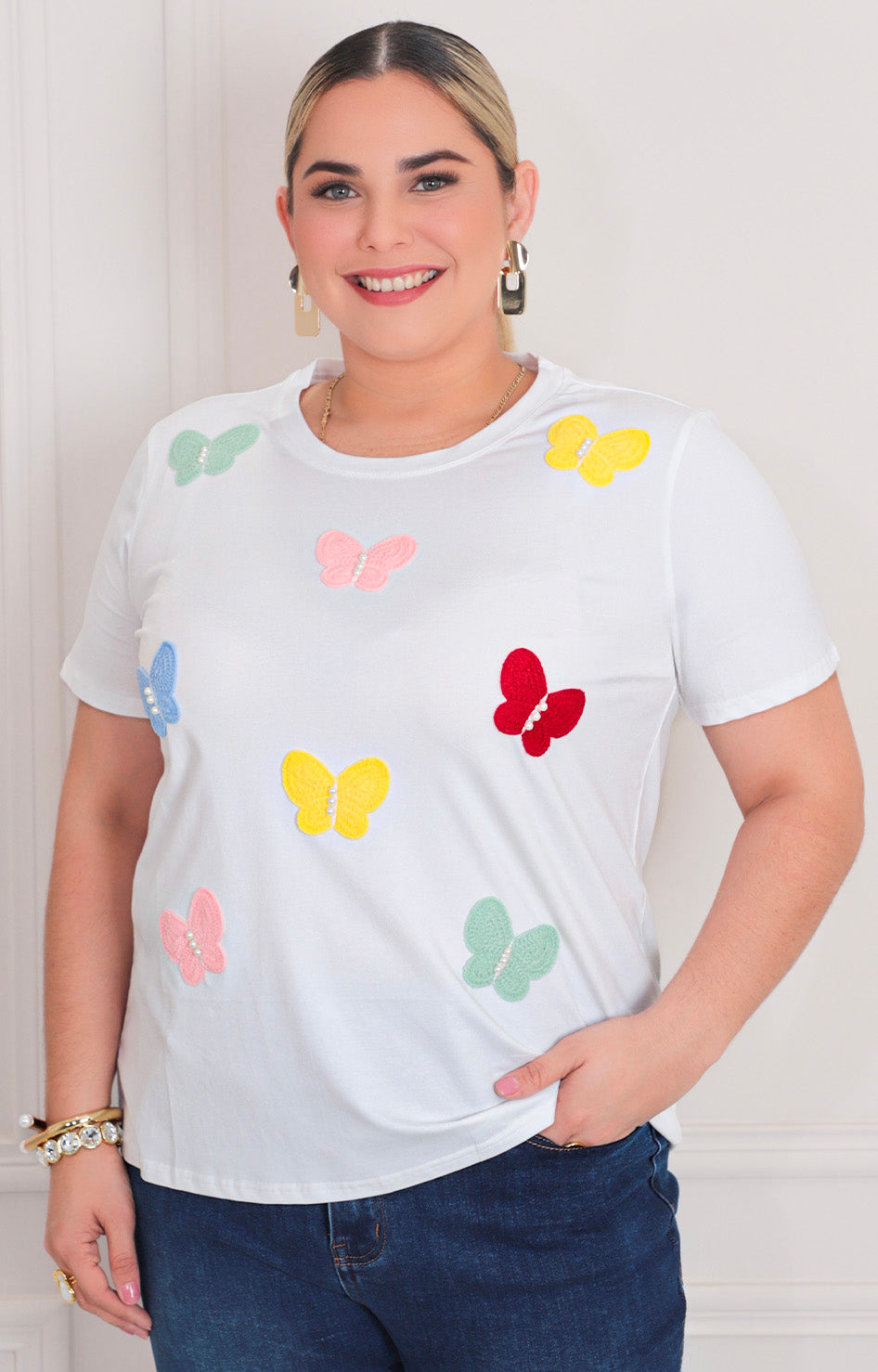 Blusa con bordado de mariposas - BLUSAS CURVY Boutiquemirel 