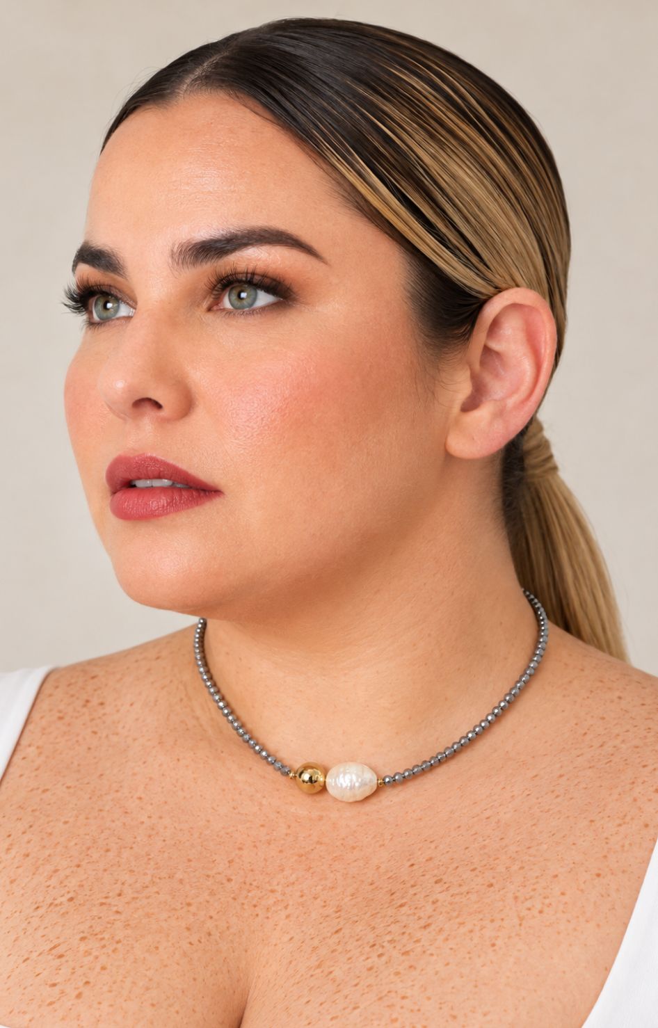 Collar de piedra natural de plata con perla, diseño elegante de Boutiquemirel