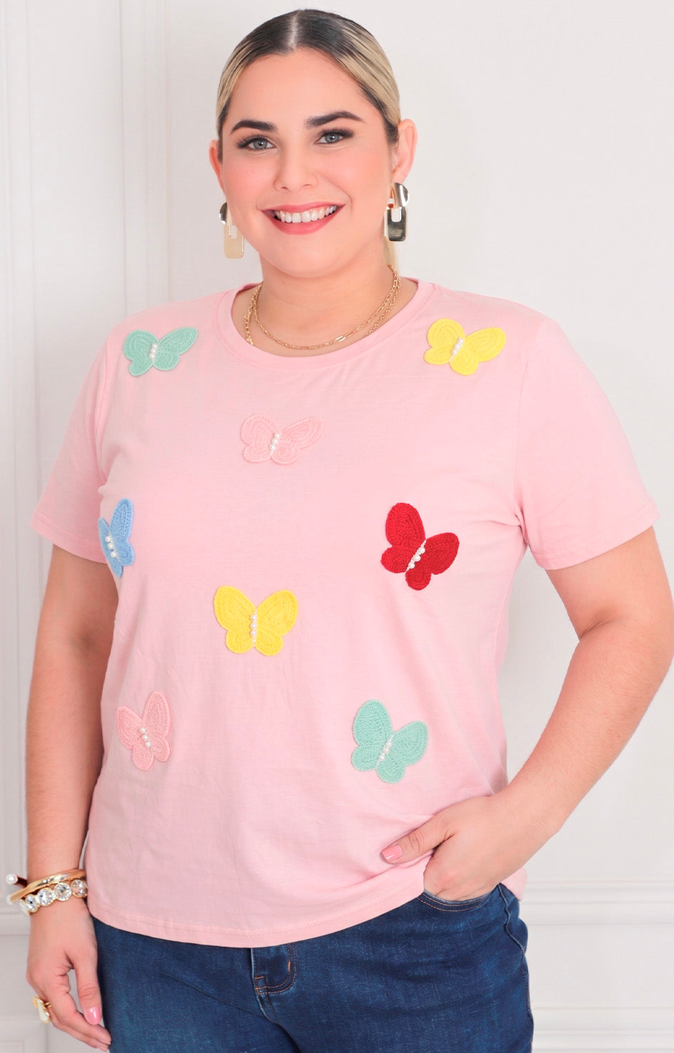 Blusa con bordado de mariposas - BLUSAS CURVY Boutiquemirel 