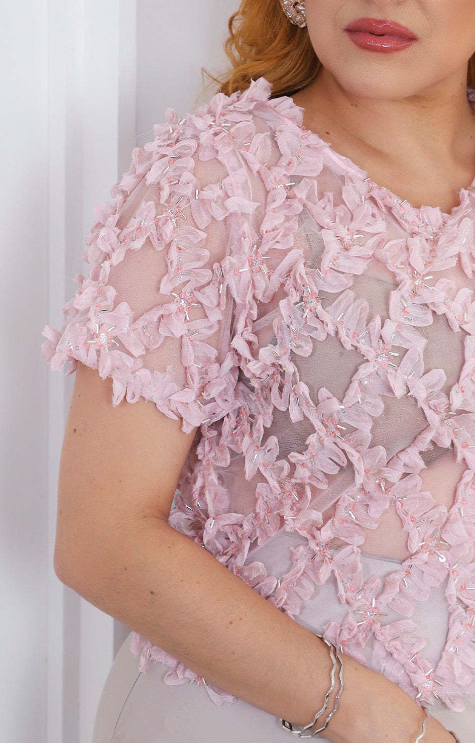 Blusa floral en relieve
