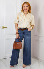 Blusa de rayas con botones