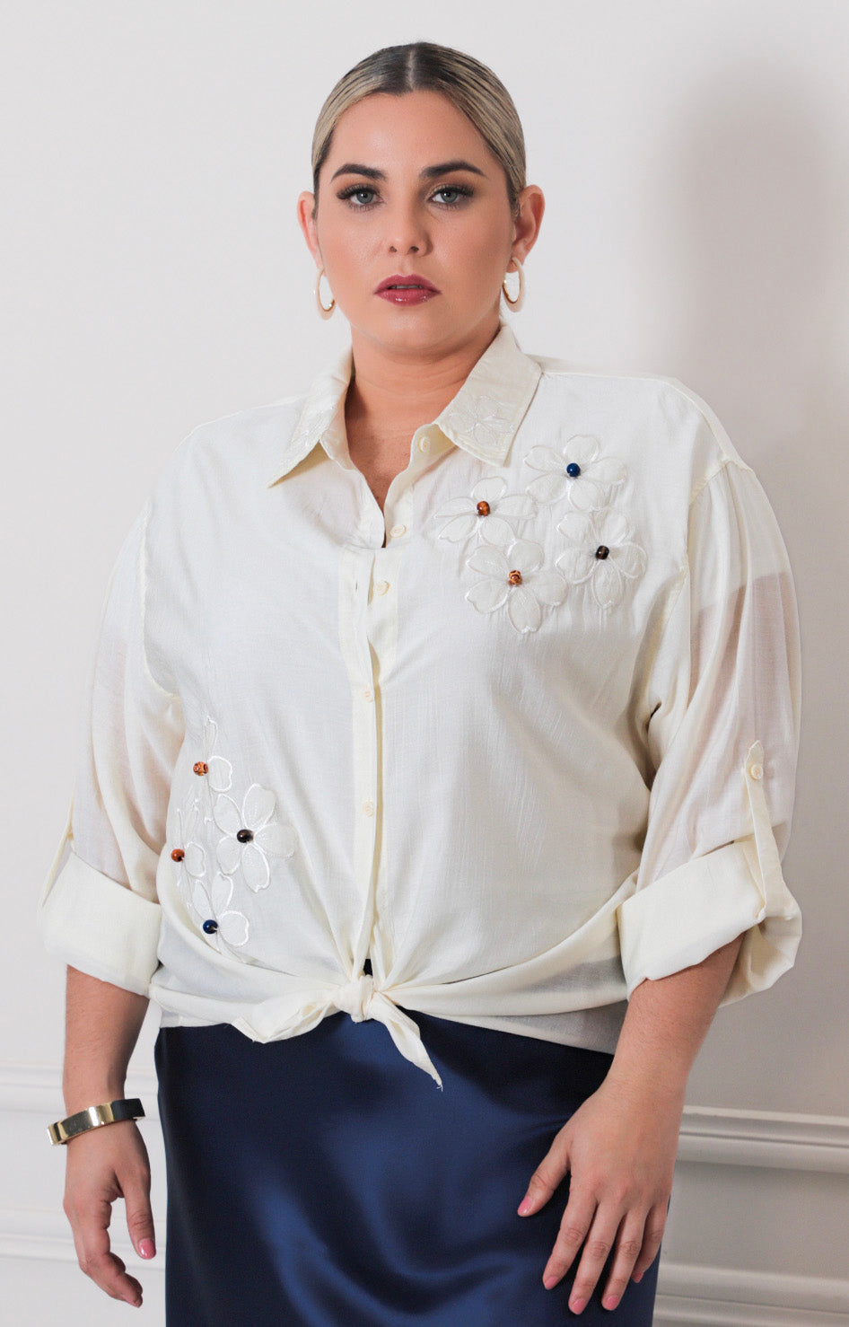 Blusa beige con manga larga - BLUSAS CURVY Boutiquemirel 