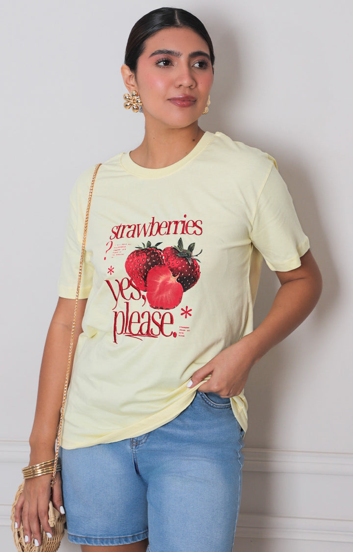 Blusa amarilla con estampado strawberry - BLUSAS REGULAR Boutiquemirel 