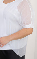 Blusa de seda de manga corta