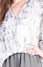 Blusa gris estampada - BLUSA Boutiquemirel 