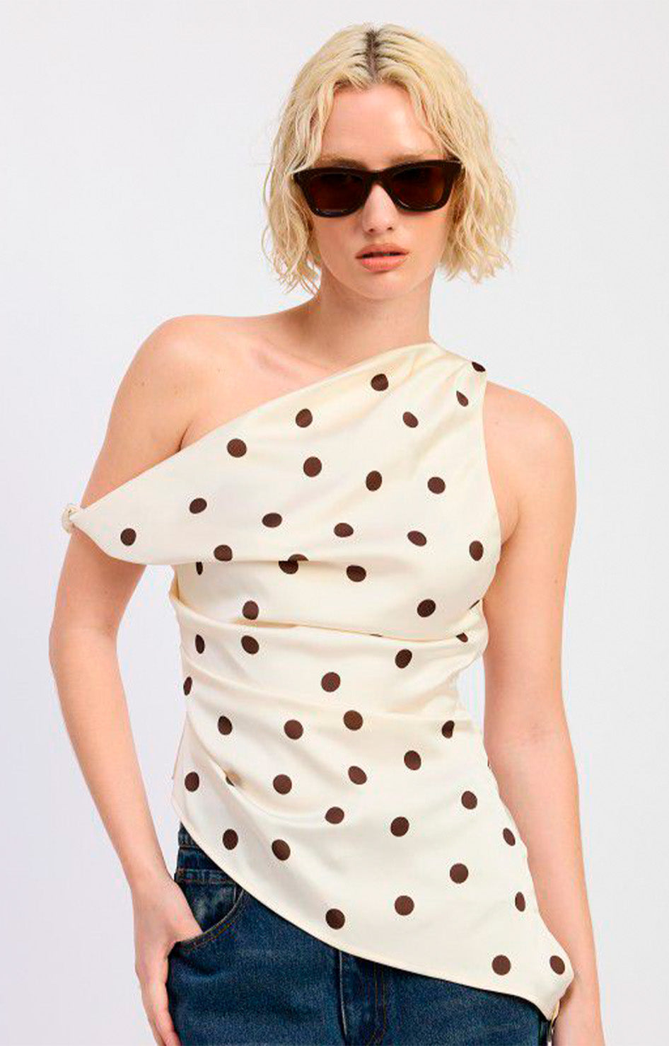Blusa blanca polka dot