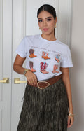 Blusa blanca estampado de botas
