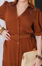 Vestido con guipur