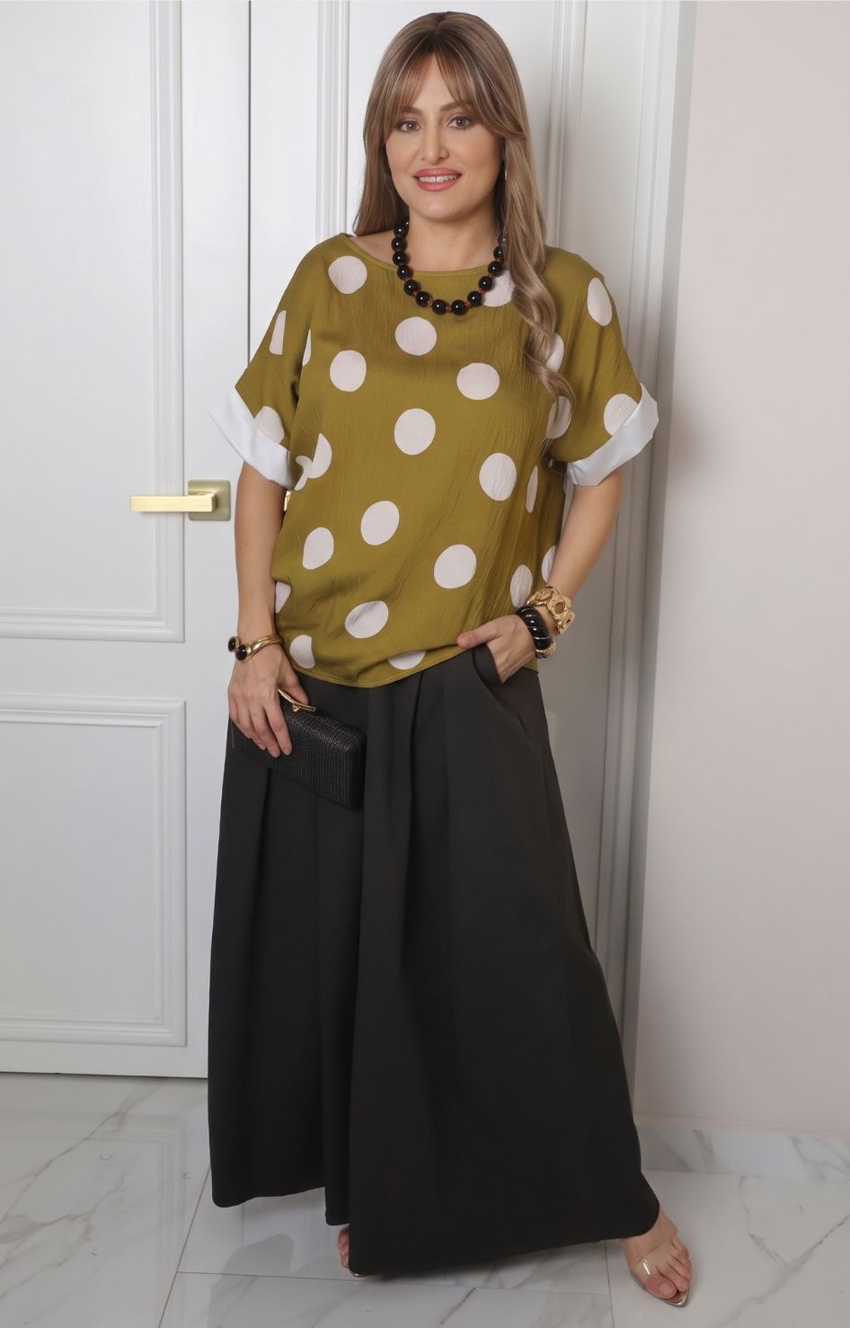 Blusa verde con estampado polka dot