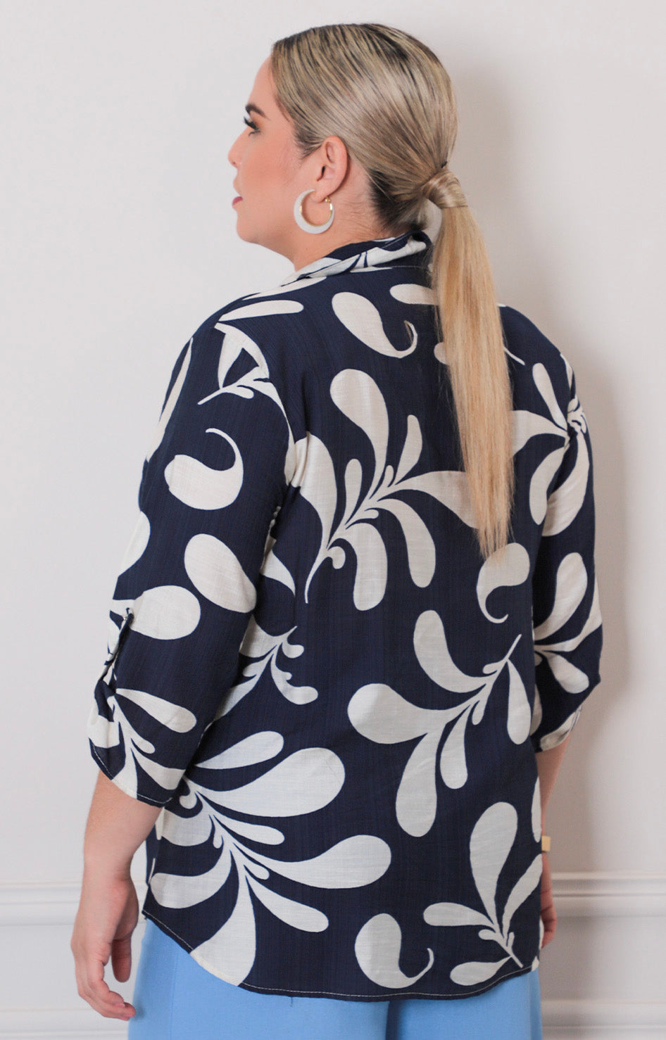 Blusa azul marino estampada - BLUSAS CURVY Boutiquemirel 