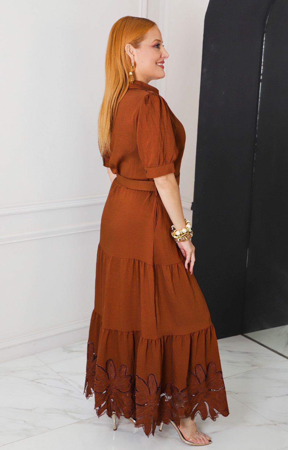 Vestido con guipur