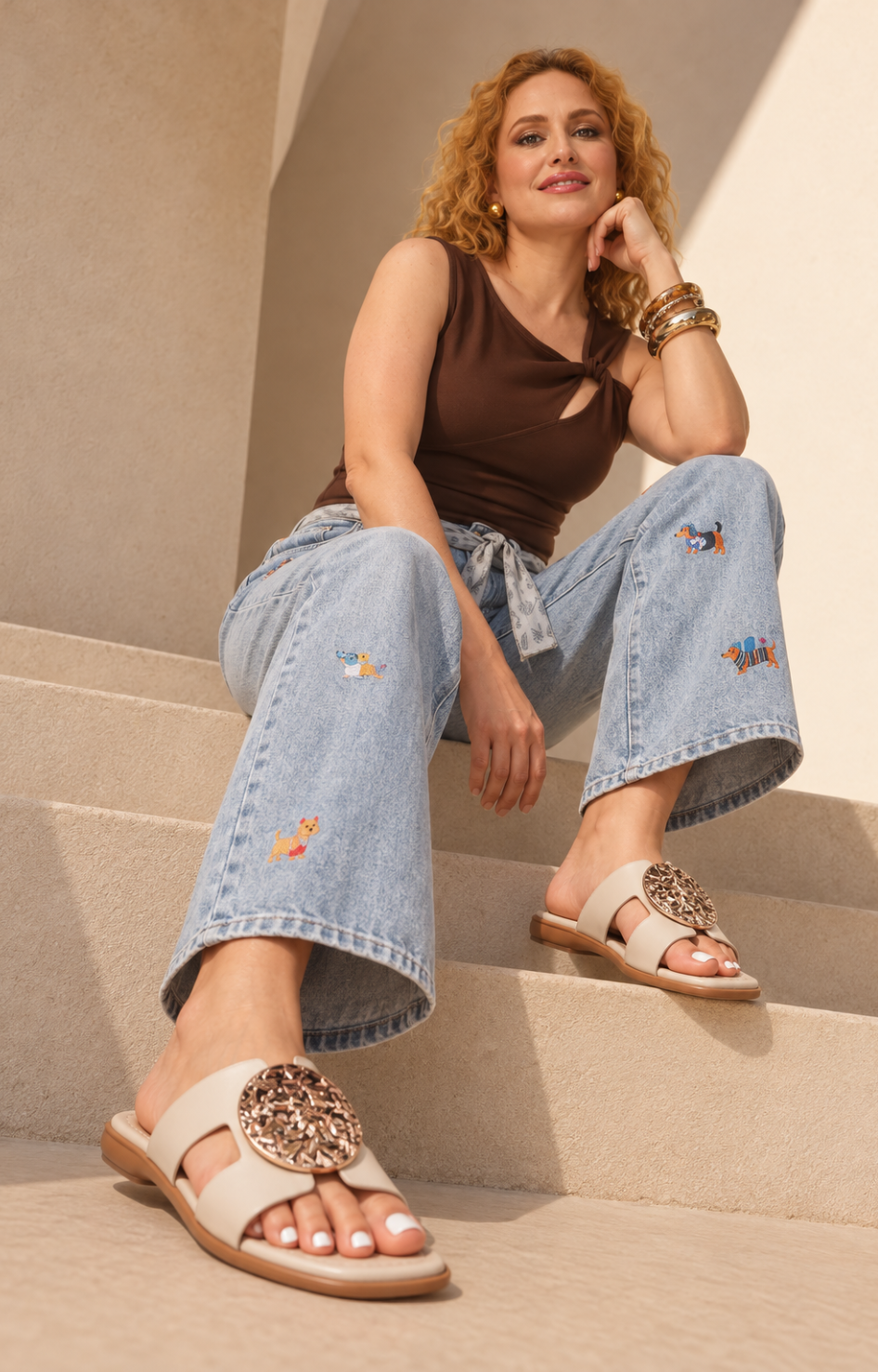 Sandalias con detalle dorado