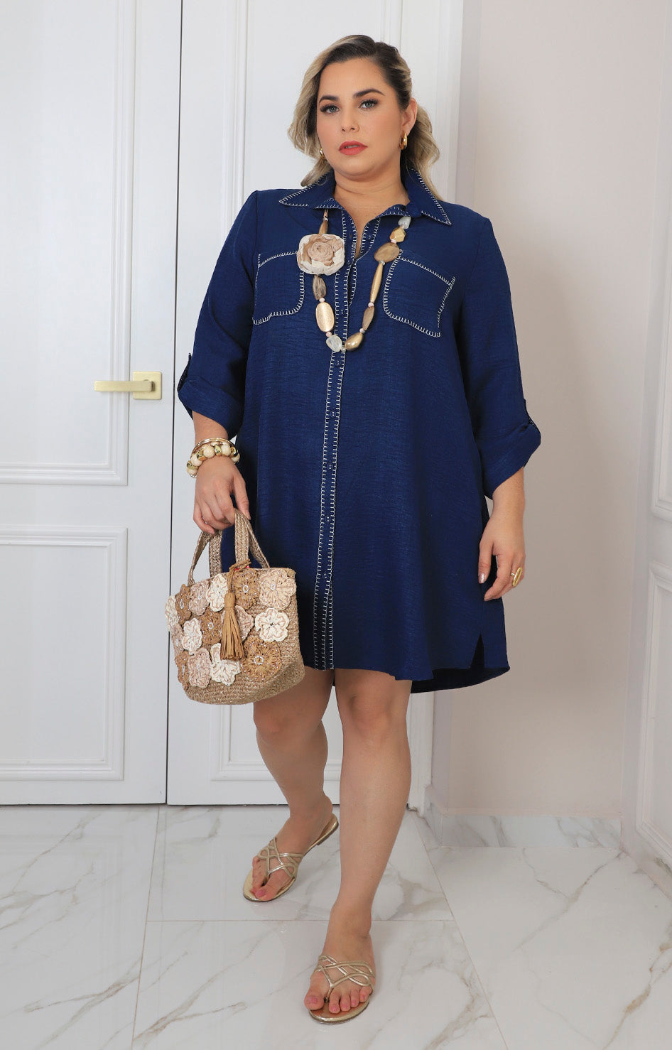 Vestido corto con botones