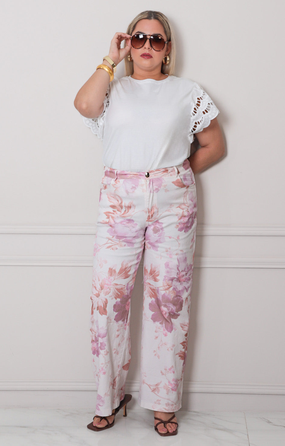 Blusa amarilla con bordado