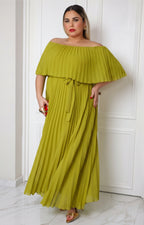 Vestido plisado con mangas mariposa