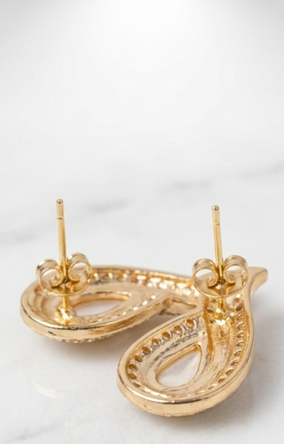 Aretes Gota Dorada con Perla