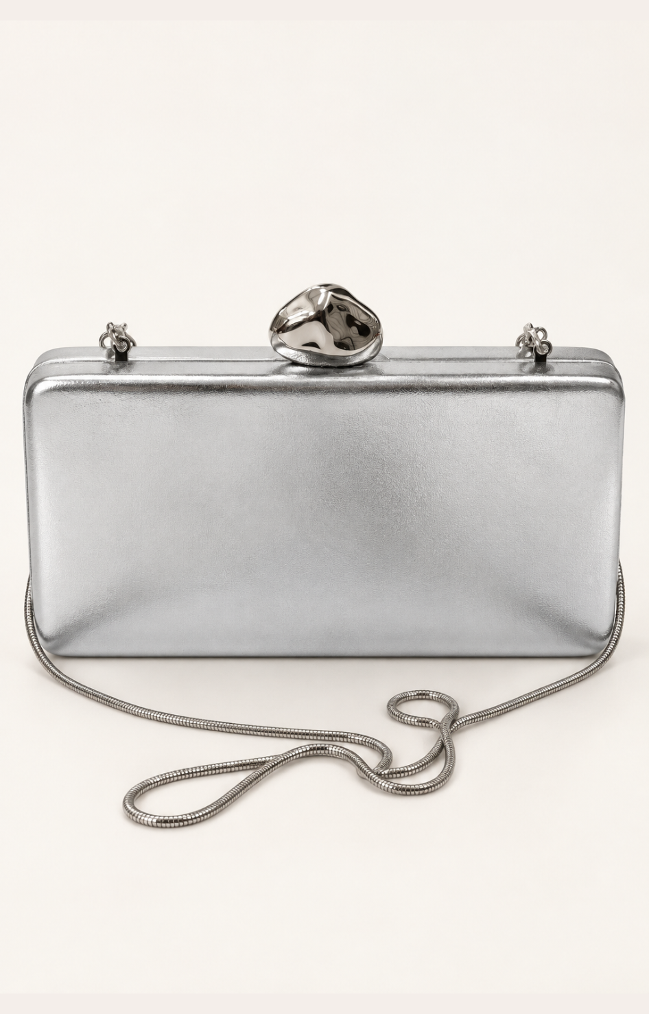 Clutch plateada con moño de la marca Boutiquemirel, bolso elegante de tamaño pequeño con diseño con lazo.