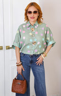 Blusa verde camisera con lunares pastel