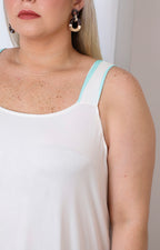Vestido beige con estampado oceánico
