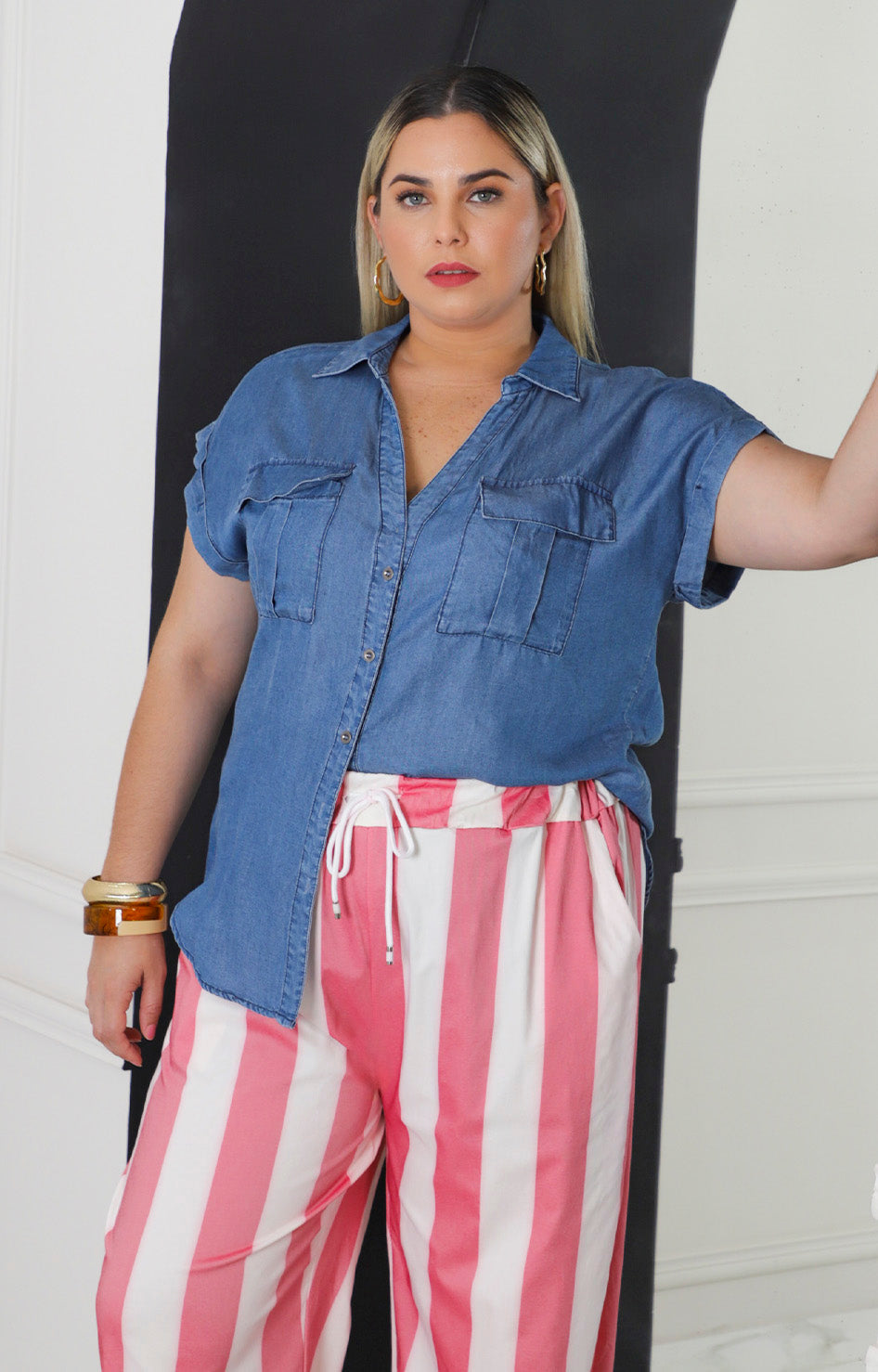 Blusa de mezclilla con botones