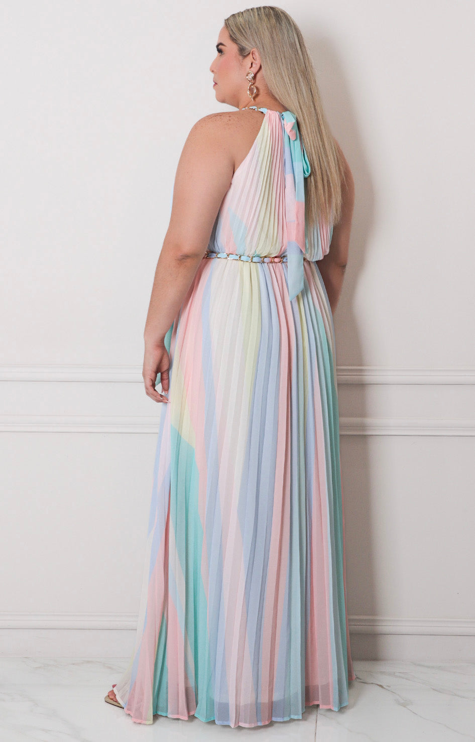 Vestido halter multicolor - VESTIDO LARGO CURVY Boutiquemirel 