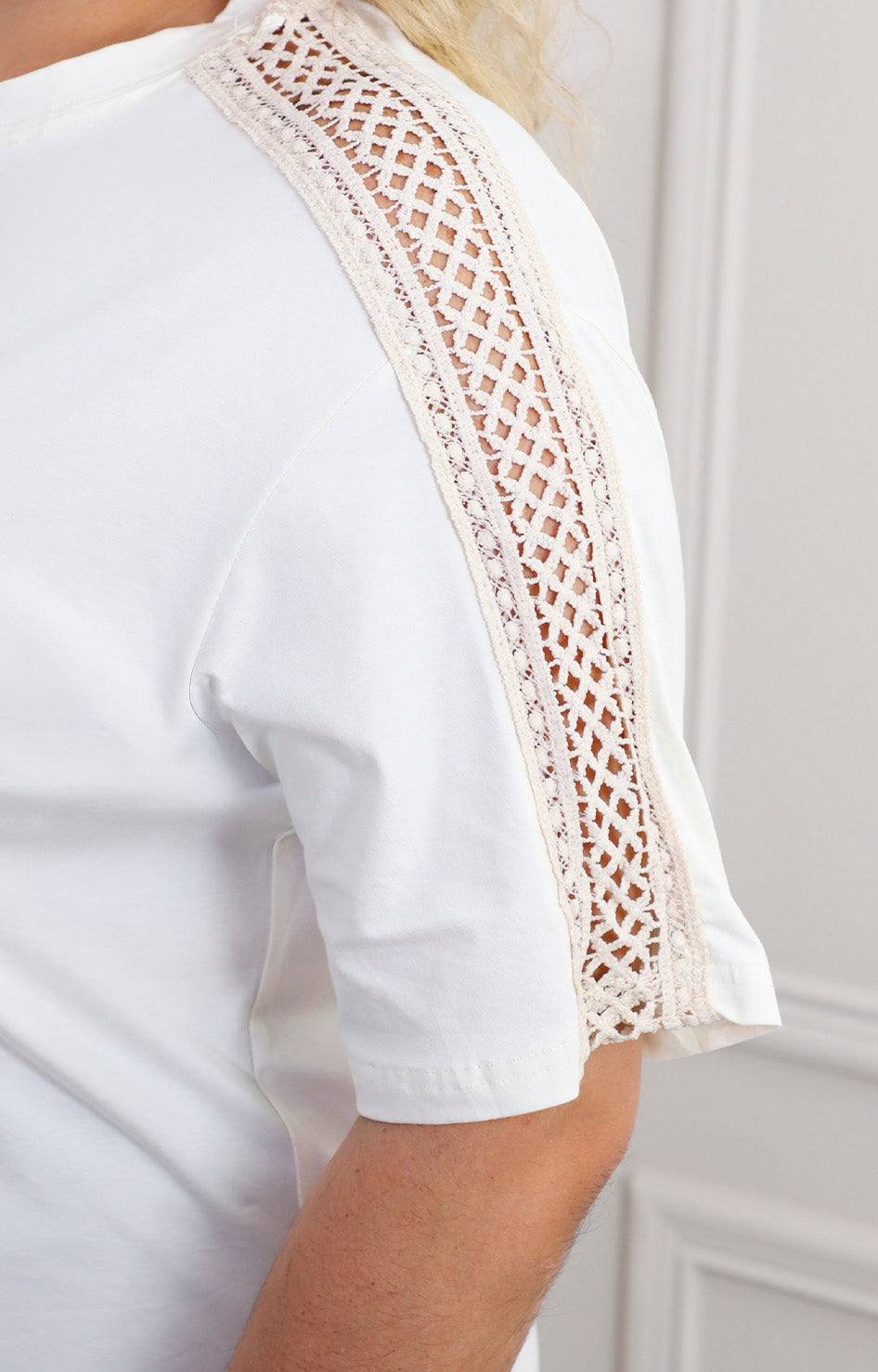 Blusa con bordado