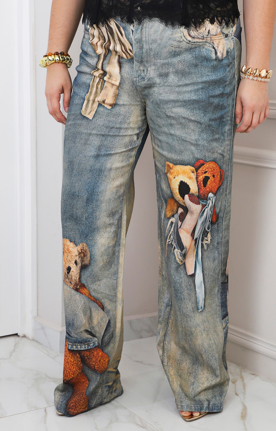 Pantalón de mezclilla con osos