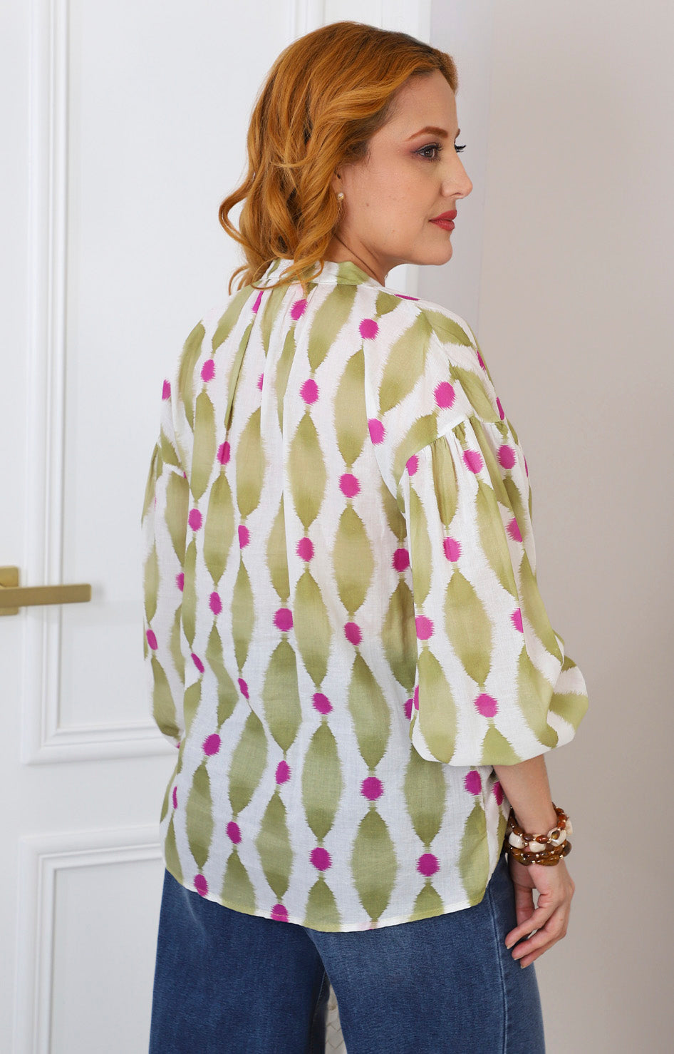 Blusa camisera estampada con manga globo