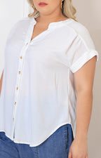 Blusa blanca con botones