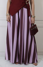 Pantalón regular Boutiquemirel fluido con rayas verticales y diseño elegante