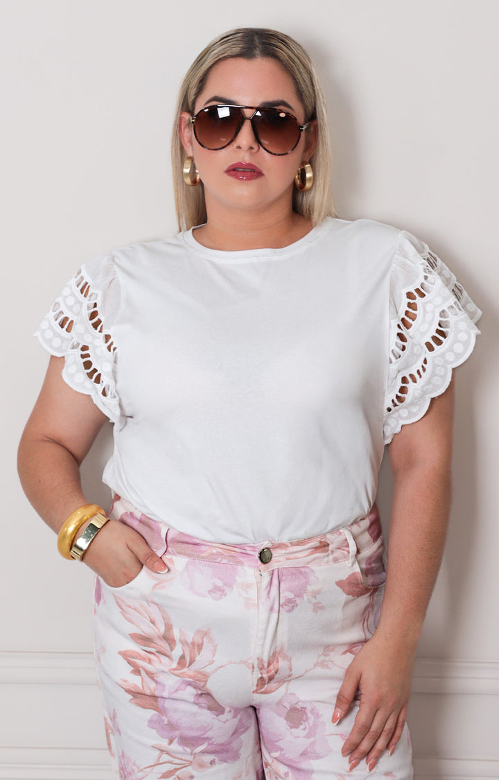 Blusa amarilla con bordado