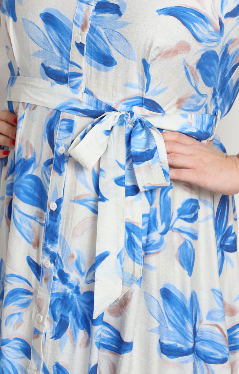 Vestido largo estampado de hojas con lazo