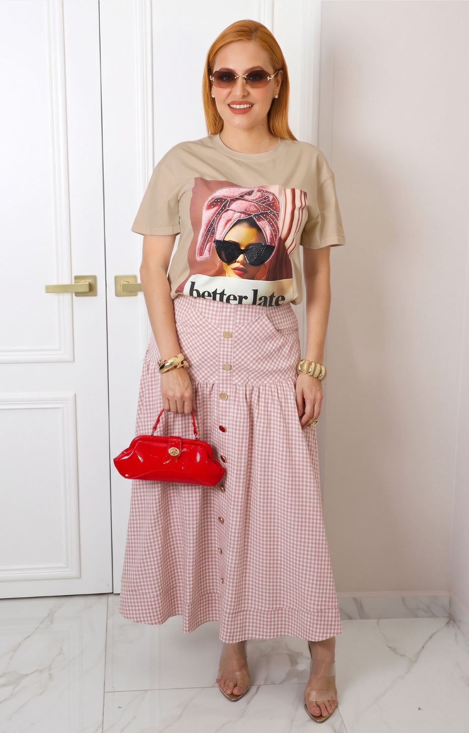Blusa gráfica con brillos