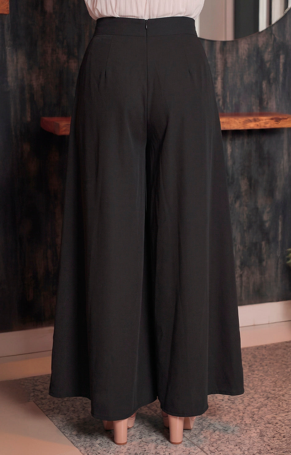 Pantalón amplio