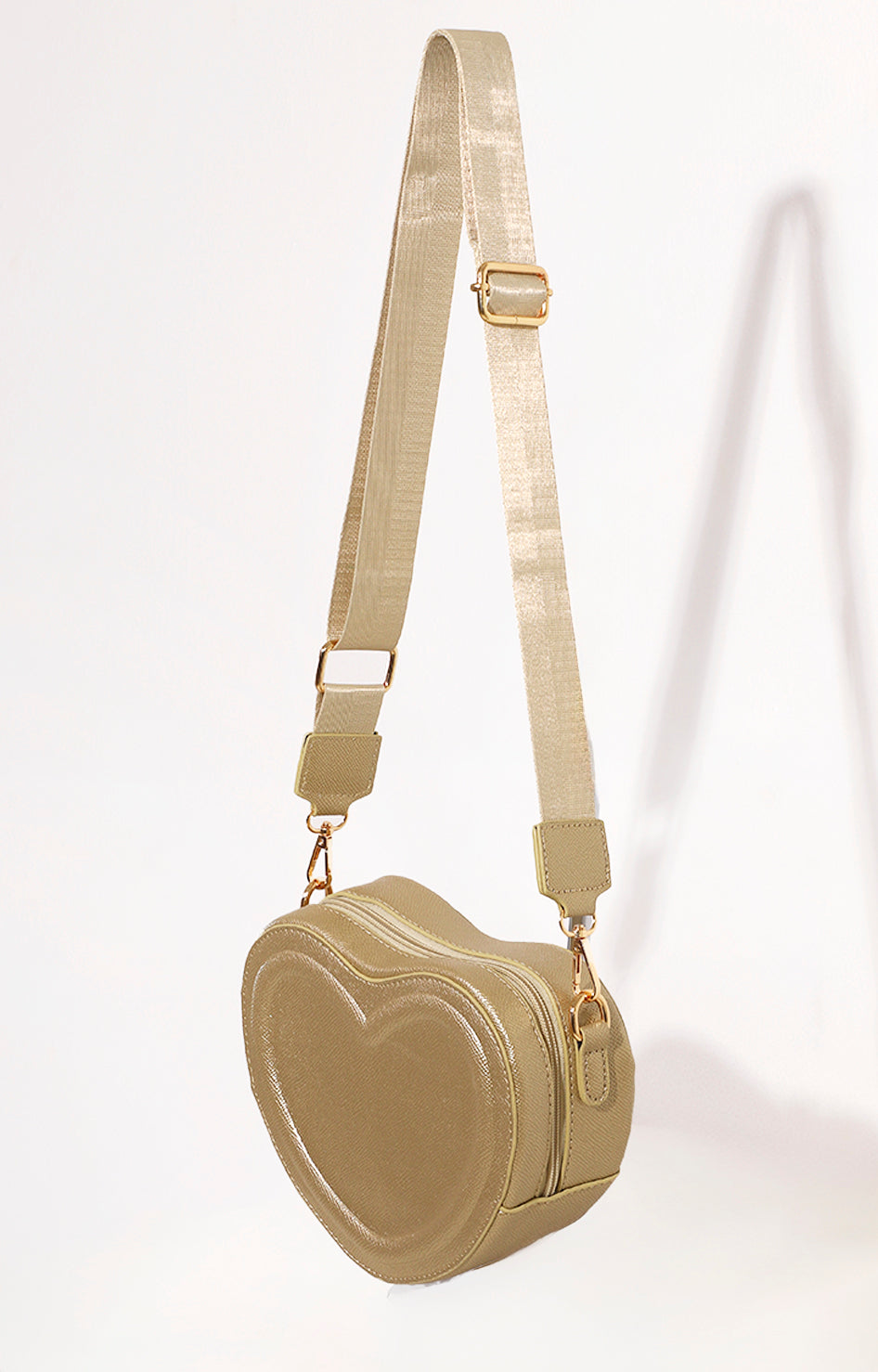 Bolsa dorada metálica de corazón - BOLSA Boutiquemirel 