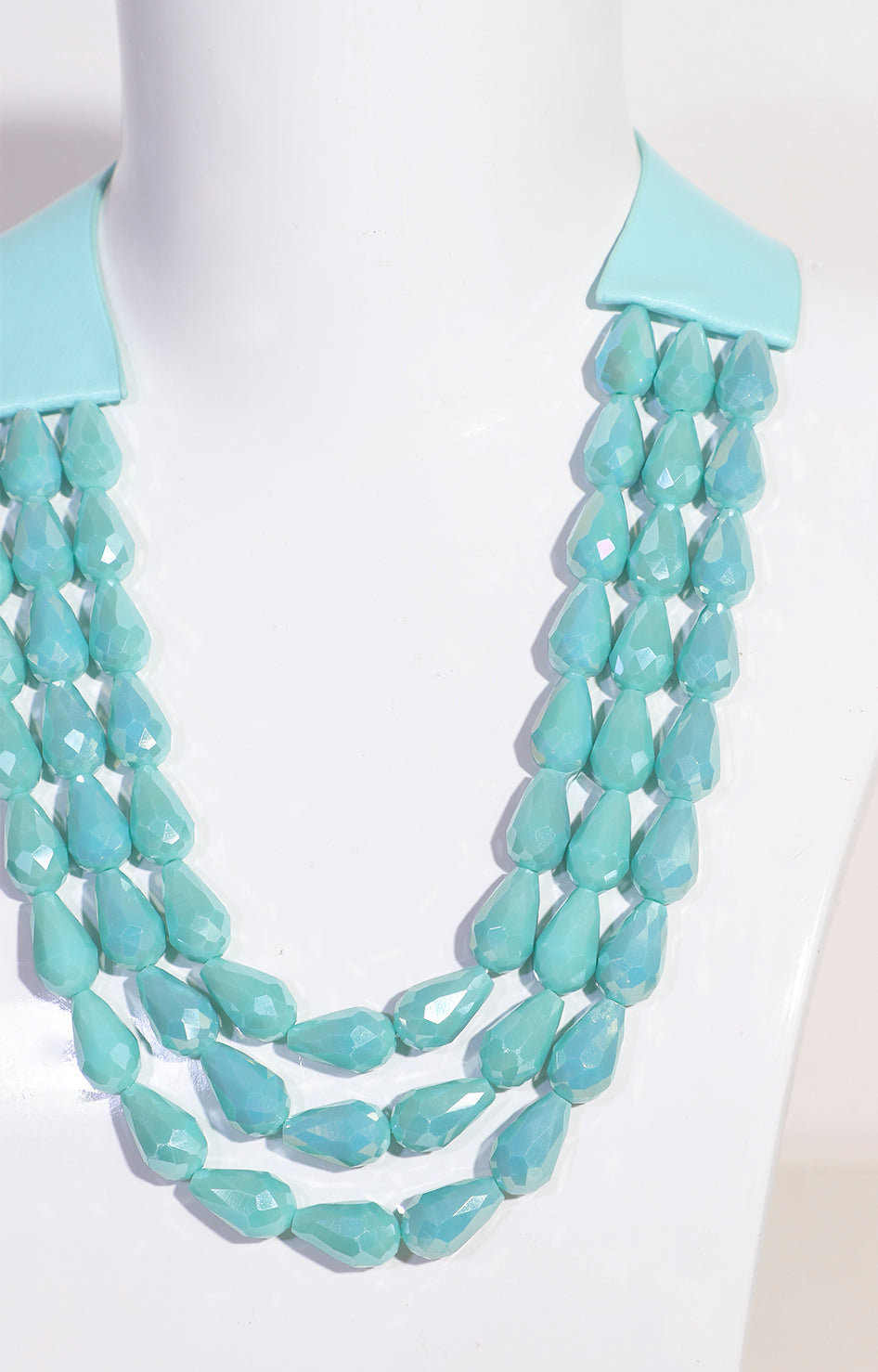 Collar verde triple con cuentas acrílicas y cuero - COLLAR Boutiquemirel 