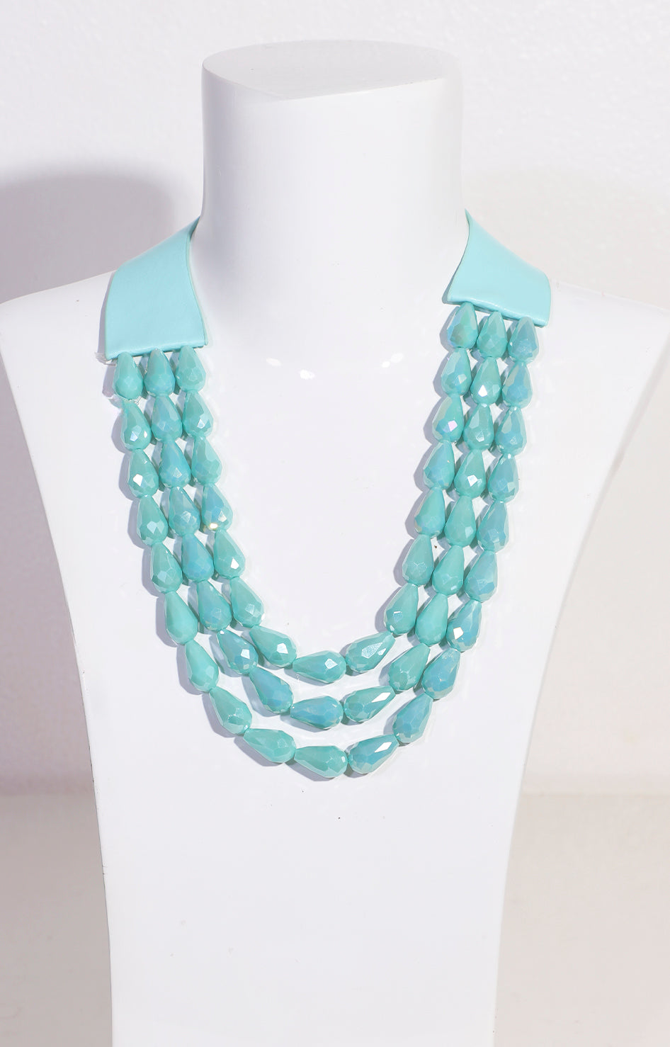 Collar verde triple con cuentas acrílicas y cuero - COLLAR Boutiquemirel 