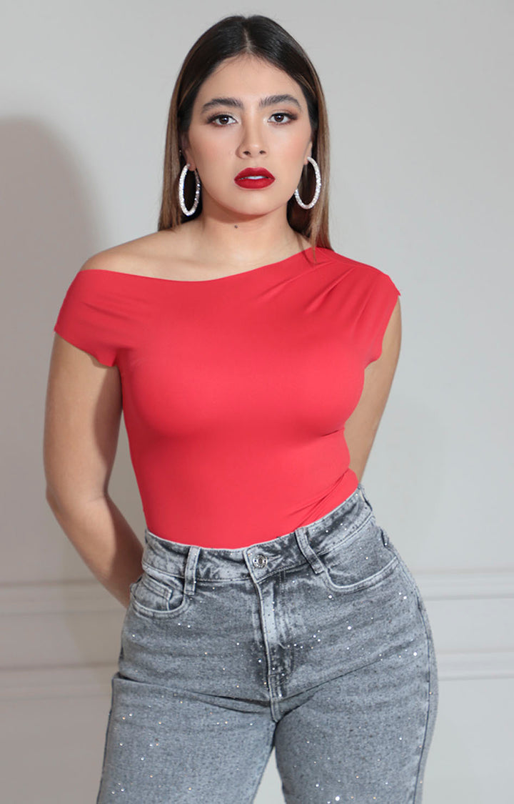 Pantiblusa roja